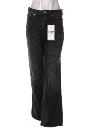 Damen Jeans Stradivarius, Größe M, Farbe Schwarz, Preis € 22,99