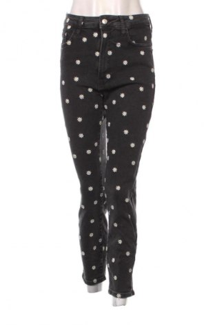 Damen Jeans Stradivarius, Größe M, Farbe Grau, Preis 14,99 €