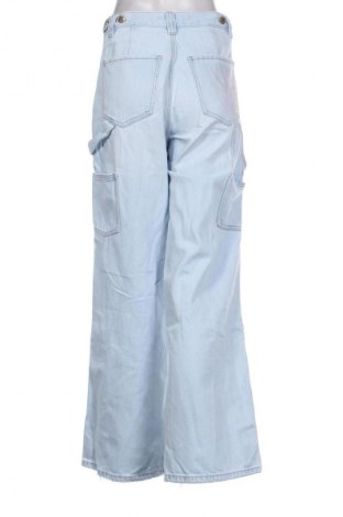 Дамски дънки Stradivarius, Размер S, Цвят Син, Цена 29,33 лв.