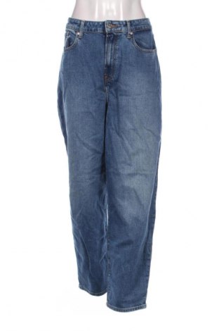 Blugi de femei Tommy Hilfiger, Mărime M, Culoare Albastru, Preț 215,79 Lei