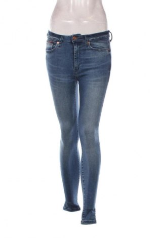 Damen Jeans Tommy Jeans, Größe S, Farbe Blau, Preis 38,36 €