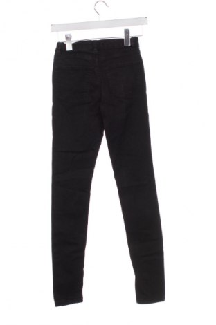 Dámské džíny  Gestuz, Velikost XS, Barva Černá, Cena  1 129,00 Kč