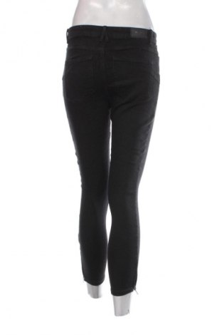 Дамски дънки Vero Moda, Размер M, Цвят Черен, Цена 17,99 лв.