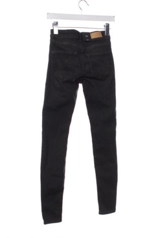 Blugi de femei Vero Moda, Mărime XS, Culoare Albastru, Preț 243,99 Lei