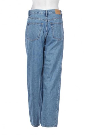 Дамски дънки Weekday, Размер M, Цвят Син, Цена 41,00 лв.