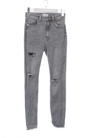 Γυναικείο Τζίν Zara, Μέγεθος S, Χρώμα Γκρί, Τιμή 13,81 €