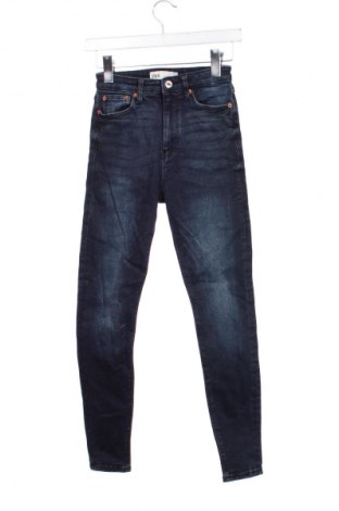 Damskie jeansy Zara, Rozmiar XXS, Kolor Niebieski, Cena 68,99 zł