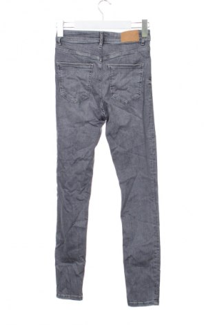 Blugi de femei Zara, Mărime XS, Culoare Gri, Preț 76,99 Lei
