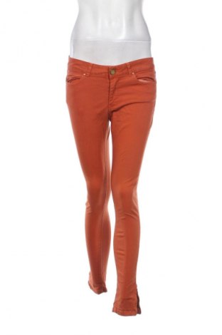 Дамски дънки Zara, Размер M, Цвят Червен, Цена 26,97 лв.