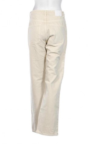 Дамски дънки Zara, Размер M, Цвят Бежов, Цена 48,99 лв.