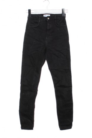 Blugi de femei Zara, Mărime XXS, Culoare Negru, Preț 64,99 Lei