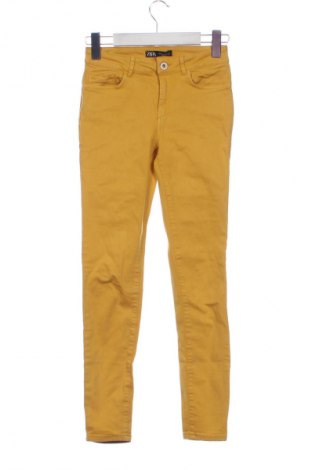 Dámske džínsy  Zara, Veľkosť XS, Farba Žltá, Cena  13,81 €