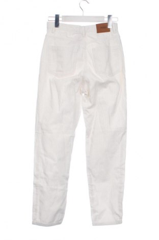 Damen Cordhose Stradivarius, Größe XS, Farbe Weiß, Preis € 14,83
