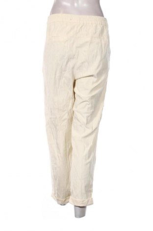 Damen Cordhose United Colors Of Benetton, Größe M, Farbe Ecru, Preis 13,99 €