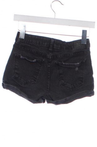 Dámske kraťasy  Bershka, Veľkosť S, Farba Čierna, Cena  9,72 €
