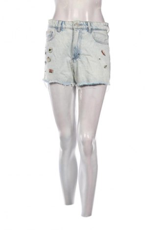 Damskie szorty Bershka, Rozmiar S, Kolor Kolorowy, Cena 43,68 zł