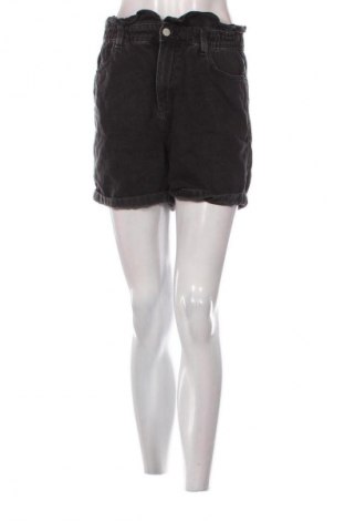 Női rövidnadrág C&A, Méret M, Szín Szürke, Ár 3 800 Ft