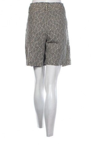 Дамски къс панталон Camel Active, Размер L, Цвят Многоцветен, Цена 109,99 лв.