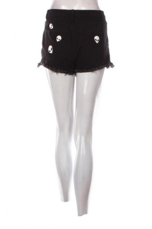 Γυναικείο κοντό παντελόνι Cropp, Μέγεθος S, Χρώμα Μαύρο, Τιμή 17,46 €