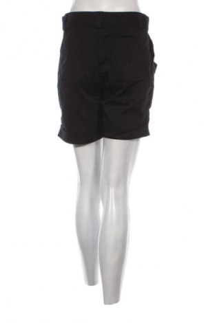 Дамски къс панталон Editor's Cut, Размер M, Цвят Черен, Цена 31,99 лв.