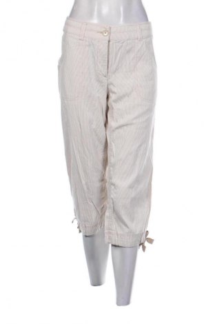 Dámské kraťasy  H&M, Velikost XL, Barva Vícebarevné, Cena  241,00 Kč