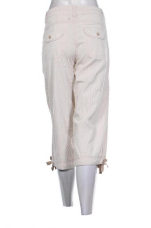 Dámské kraťasy  H&M, Velikost XL, Barva Vícebarevné, Cena  241,00 Kč