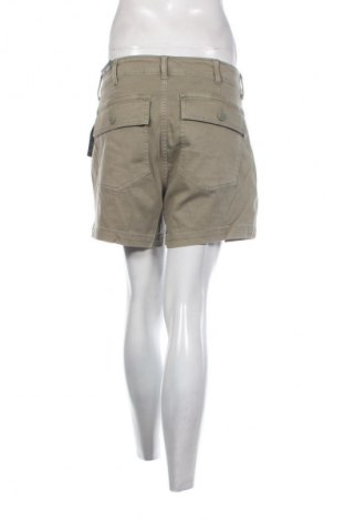 Női rövidnadrág Liverpool, Méret XL, Szín Zöld, Ár 19 749 Ft