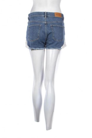 Γυναικείο κοντό παντελόνι Monki, Μέγεθος M, Χρώμα Μπλέ, Τιμή 5,05 €