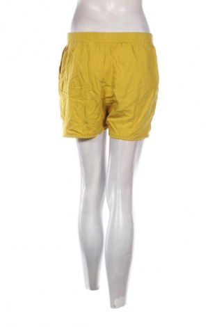 Dámské kraťasy  Next, Velikost M, Barva Žlutá, Cena  429,00 Kč