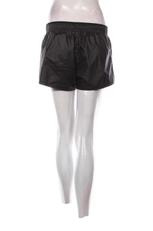 Dámske kraťasy  Nike, Veľkosť M, Farba Čierna, Cena  17,30 €