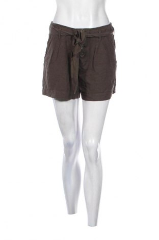 Дамски къс панталон ONLY, Размер S, Цвят Зелен, Цена 19,55 лв.