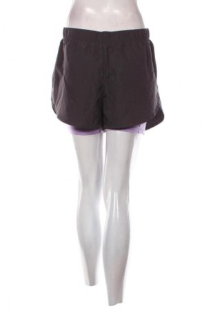 Dámske kraťasy  ONLY Play, Veľkosť M, Farba Viacfarebná, Cena  10,22 €