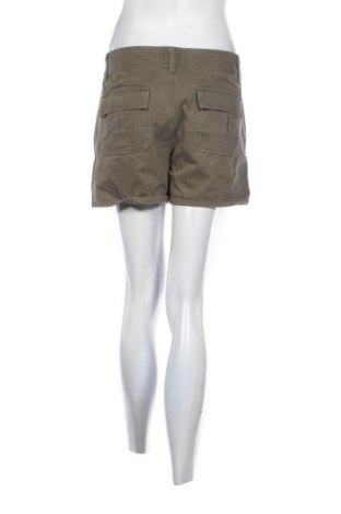 Pantaloni scurți de femei Old Navy, Mărime XL, Culoare Verde, Preț 89,47 Lei