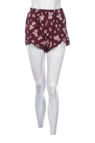 Damen Shorts Pull&Bear, Größe M, Farbe Mehrfarbig, Preis 10,00 €