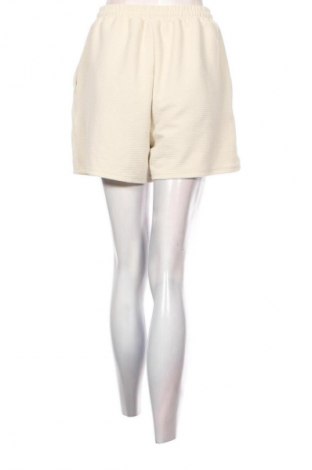 Γυναικείο κοντό παντελόνι SHEIN, Μέγεθος S, Χρώμα Εκρού, Τιμή 9,72 €