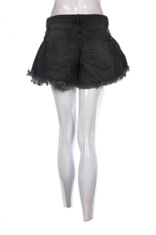 Damskie szorty Sinsay, Rozmiar M, Kolor Czarny, Cena 56,78 zł