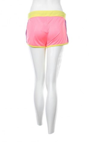 Дамски къс панталон Things We Love, Размер M, Цвят Многоцветен, Цена 33,24 лв.