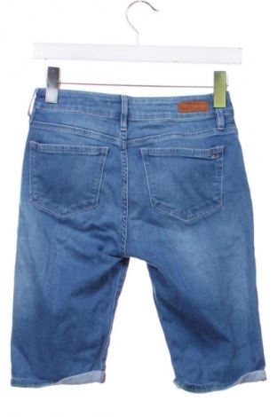 Дамски къс панталон Tommy Hilfiger, Размер XS, Цвят Син, Цена 42,99 лв.