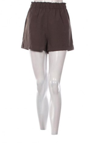 Дамски къс панталон Unbranded, Размер M, Цвят Сив, Цена 19,55 лв.