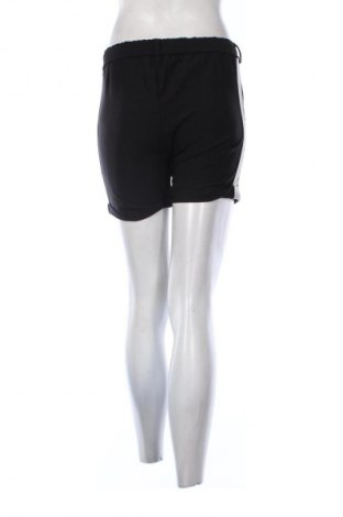 Дамски къс панталон Unbranded, Размер M, Цвят Многоцветен, Цена 19,00 лв.