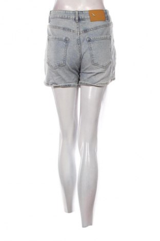 Дамски къс панталон M.Sara, Размер S, Цвят Син, Цена 19,00 лв.