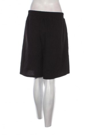 Дамски къс панталон Unbranded, Размер 3XL, Цвят Черен, Цена 10,99 лв.