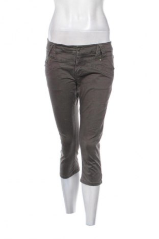 Dámske kraťasy  United Colors Of Benetton, Veľkosť L, Farba Hnedá, Cena  17,38 €