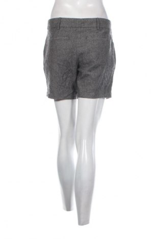 Damskie szorty United Colors Of Benetton, Rozmiar L, Kolor Kolorowy, Cena 37,99 zł