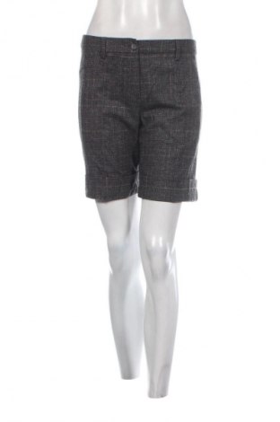 Damen Shorts United Colors Of Benetton, Größe L, Farbe Mehrfarbig, Preis € 9,99