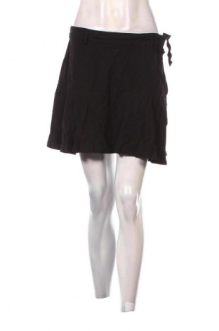 Női rövidnadrág Urban Classics, Méret M, Szín Fekete, Ár 11 839 Ft