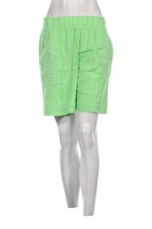 Női rövidnadrág Y.A.S, Méret M, Szín Zöld, Ár 27 669 Ft