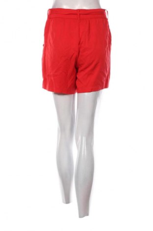 Дамски къс панталон Yessica, Размер S, Цвят Червен, Цена 19,55 лв.