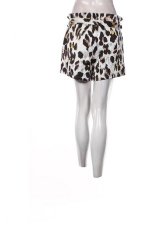 Γυναικείο κοντό παντελόνι Zaful, Μέγεθος M, Χρώμα Πολύχρωμο, Τιμή 9,70 €