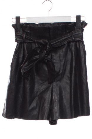 Pantaloni scurți de femei Zara, Mărime XS, Culoare Negru, Preț 121,05 Lei